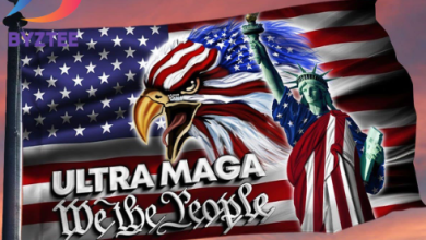 MAGA 지지층의 분열된 군중과 트럼프 정치 집회를 상징하는 이미지