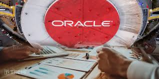 Oracle AI strategy challenges cloud competition market pressure enterprise technology shift