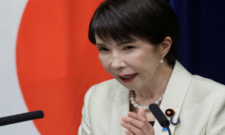 다카이치 사나에와 일본 국회, 헌법 개정 논쟁과 중국의 반발을 상징하는 이미지