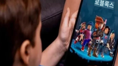 로블록스 로고와 어린이 사용자 계정 분리 개념이 함께 보이는 이미지