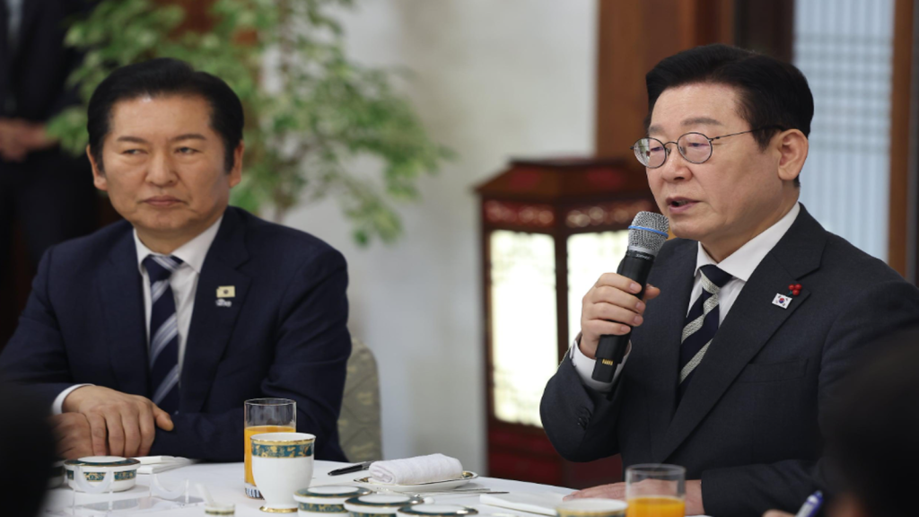 이재명 대통령과 김민석 정청래의 민주당 전당대회 이후 화해와 당내 갈등