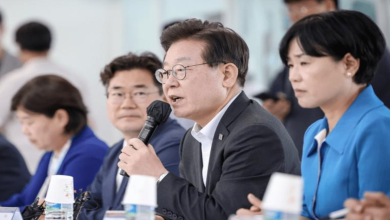“민주당의 꽃”이라던 李대통령, 왜 “원수의 길”을 말했나?…김민석 7시 민주당TV, 김어준을 겨냥했나