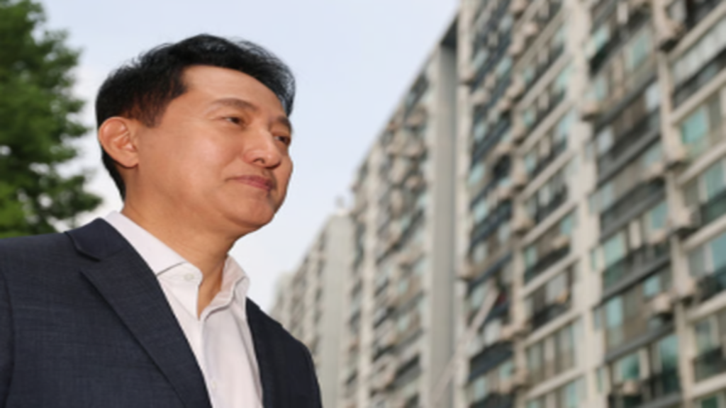 오세훈 서울시장의 반격이 등장했다. 오 시장은 정부가 보유세·양도세 강화 카드를 꺼내는 것에 대해 “공급은 막아둔 채 세금으로만 집값을 잡으려 한다”