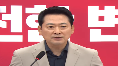 경제 쇼크 “하루 12조가 사라졌다”…김용범, 단일종목 레버리지 ETF, 정말 국민을 위한 금융혁신이었나 경제 쇼크 “하루 12조가 사라졌다”…김용범, 단일종목 레버리지 ETF, 정말 국민을 위한 금융혁신이었나
